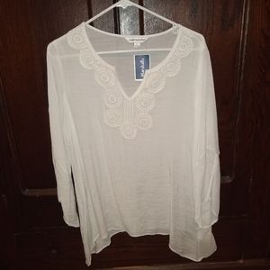 Embroidered Sheer top size L NWT